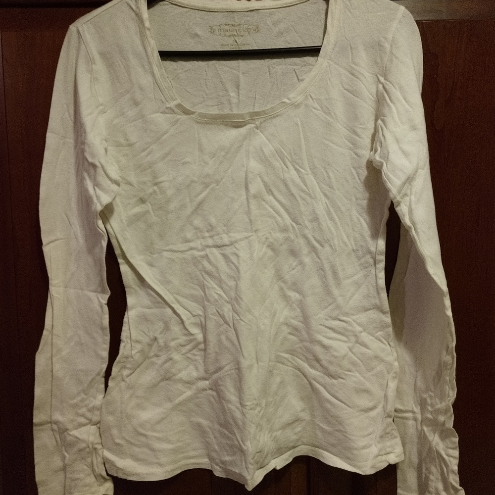 2 Maurice's long sleeve shirts